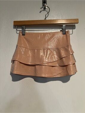 Lucky in Love Shiny Beige  Tiered Athletic Skirt Skort Tennis Pickleball Sz 7-8